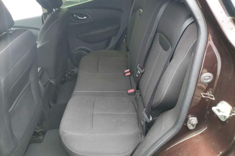 Used Renault Kadjar 2017 2.0L Two-Wheel Drive Fashion Edition Left Rear Seat