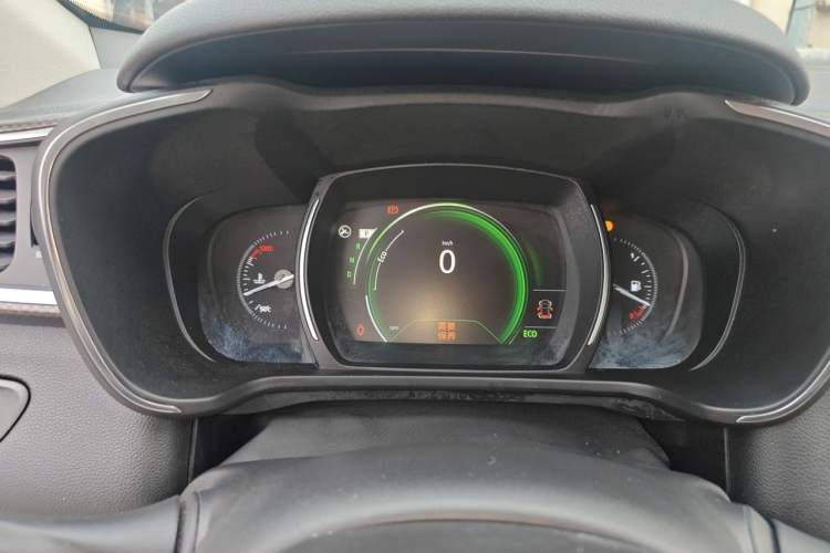 Used Renault Kadjar 2016 2.0L Two-Wheel-Drive Luxury Edition Instrument Cluster