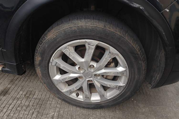 Used Renault Kadjar 2016 2.0L Two-Wheel-Drive Luxury Edition Right Front Wheel Hub