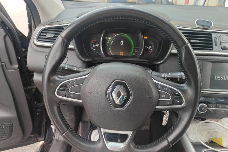 Used Renault Kadjar 2016 2.0L Two-Wheel-Drive Luxury Edition Steering Wheel