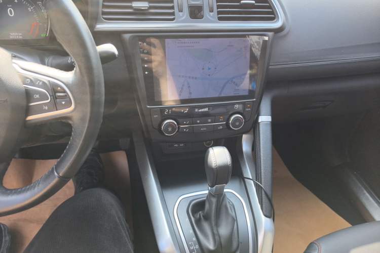 Used Renault Kadjar 2016 2.0L Two-Wheel Drive Leading Edition Audio And AC Panel