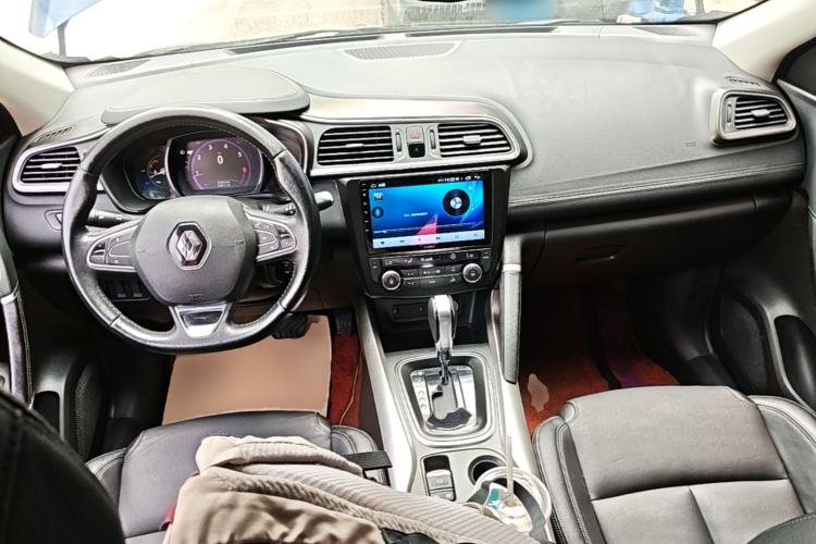 Used Renault Kadjar 2016 2.0L Two-Wheel-Drive Luxury Edition Center Console