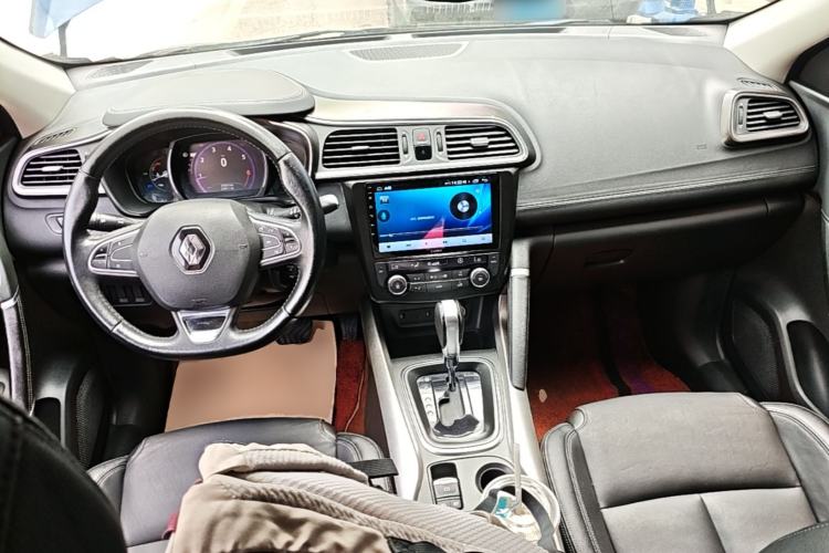 Used Renault Kadjar 2016 2.0L Two-Wheel-Drive Luxury Edition Center Console