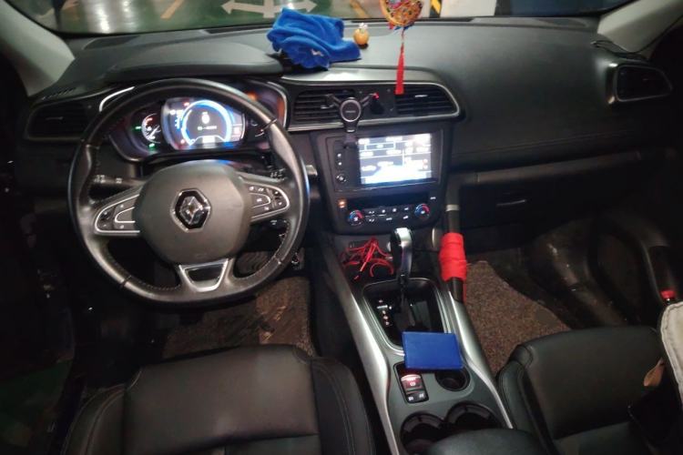 Used Renault Kadjar 2016 2.0L Two-Wheel-Drive Luxury Edition Center Console
