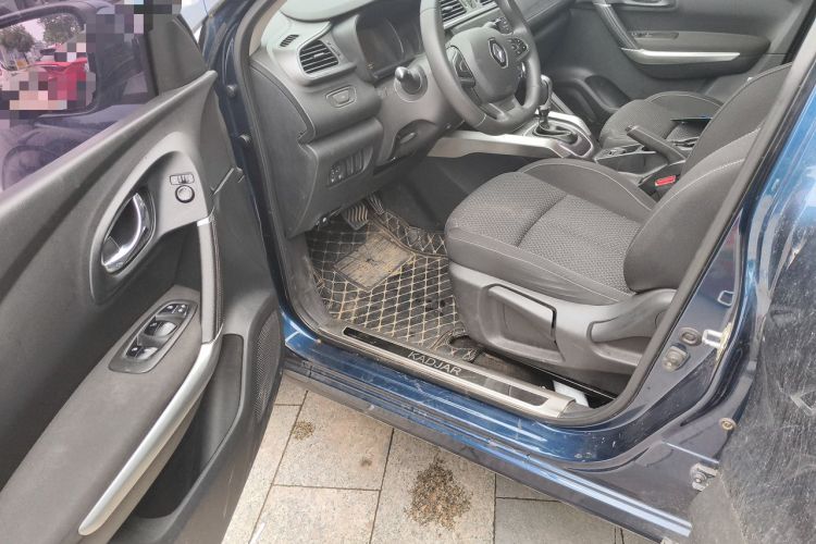 Used Renault Kadjar 2016 2.0L Two-Wheel Drive Comfort Edition Driver Seat
