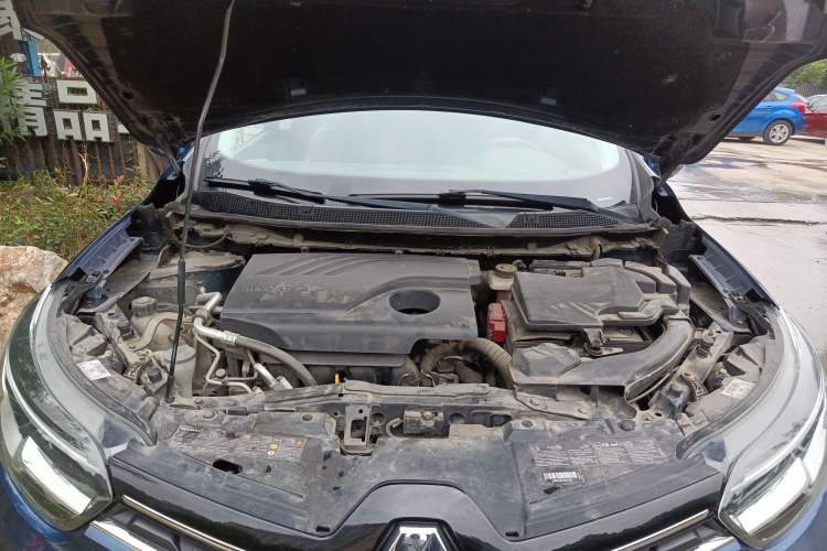 Used Renault Kadjar 2016 2.0L Two-Wheel-Drive Luxury Edition Engine Bay