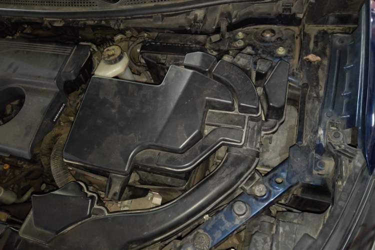Used Renault Kadjar 2016 2.0L Two-Wheel-Drive Luxury Edition Engine Bay Left