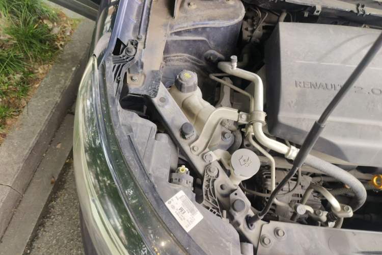 Used Renault Kadjar 2016 2.0L Two-Wheel Drive Leading Edition Engine Bay Right
