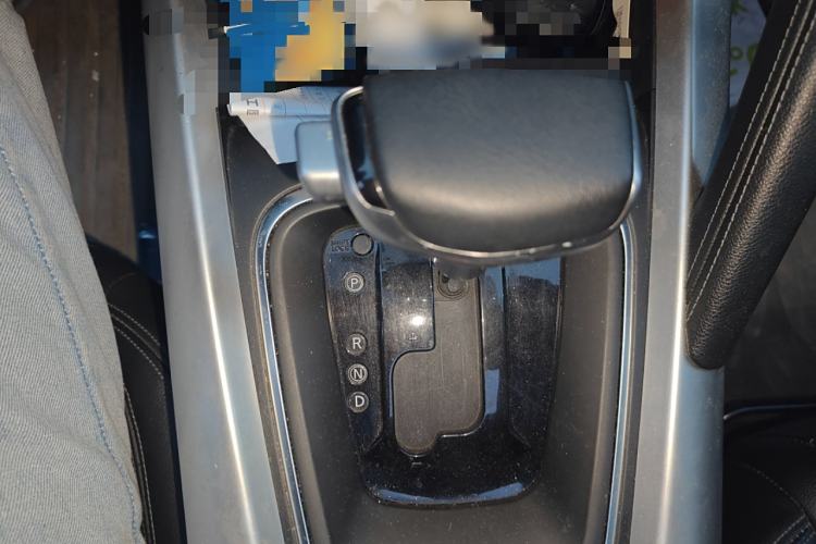 Used Renault Kadjar 2016 2.0L Two-Wheel Drive Prestige Edition Gear Lever