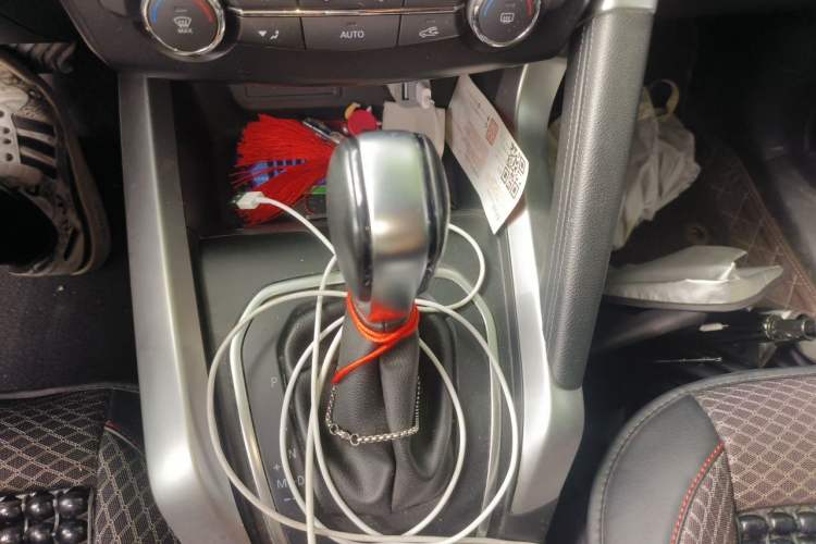 Used Renault Kadjar 2016 2.0L Two-Wheel Drive Leading Edition Gear Lever