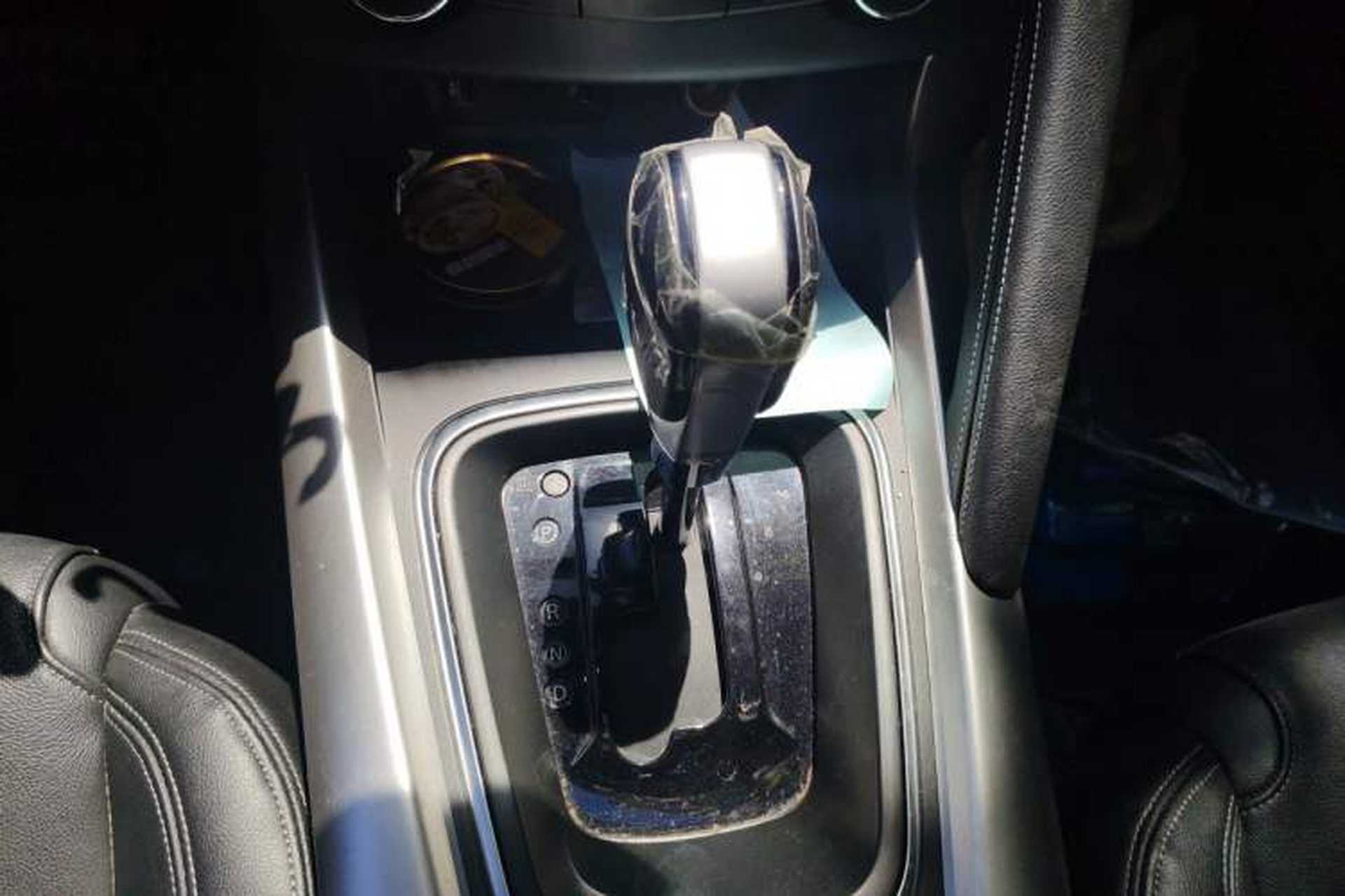 Used Renault Kadjar 2016 2.0L Two-Wheel Drive Prestige Edition Gear Lever