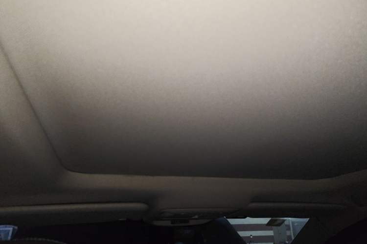 Used Renault Kadjar 2016 2.0L Two-Wheel-Drive Luxury Edition Headliner