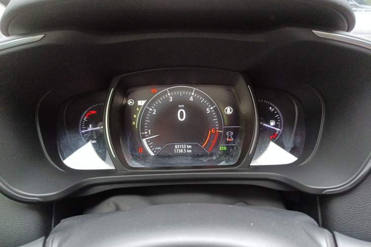 Used Renault Kadjar 2016 2.0L Two-Wheel-Drive Luxury Edition Instrument Cluster