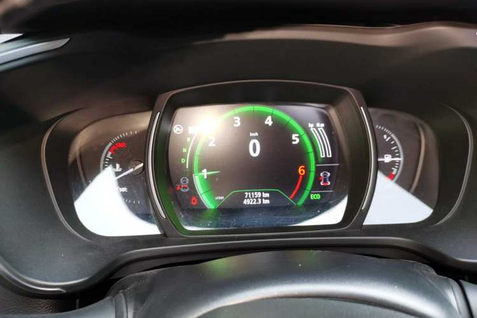 Used Renault Kadjar 2016 2.0L Two-Wheel-Drive Luxury Edition Instrument Cluster