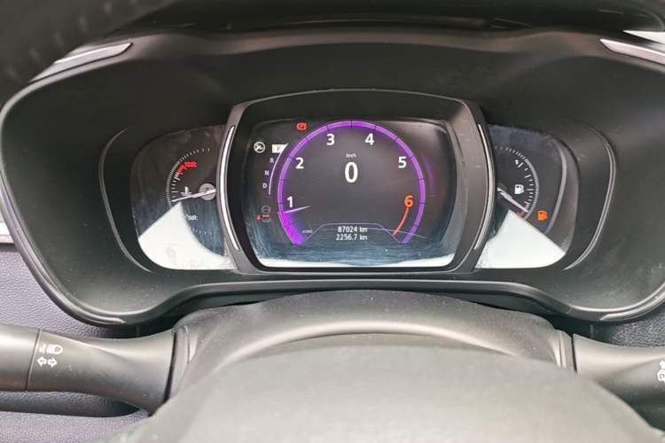 Used Renault Kadjar 2016 2.0L Two-Wheel-Drive Luxury Edition Instrument Cluster