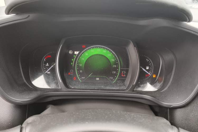 Used Renault Kadjar 2016 2.0L Two-Wheel Drive Comfort Edition Instrument Cluster