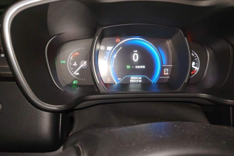 Used Renault Kadjar 2016 2.0L Two-Wheel-Drive Luxury Edition Instrument Cluster