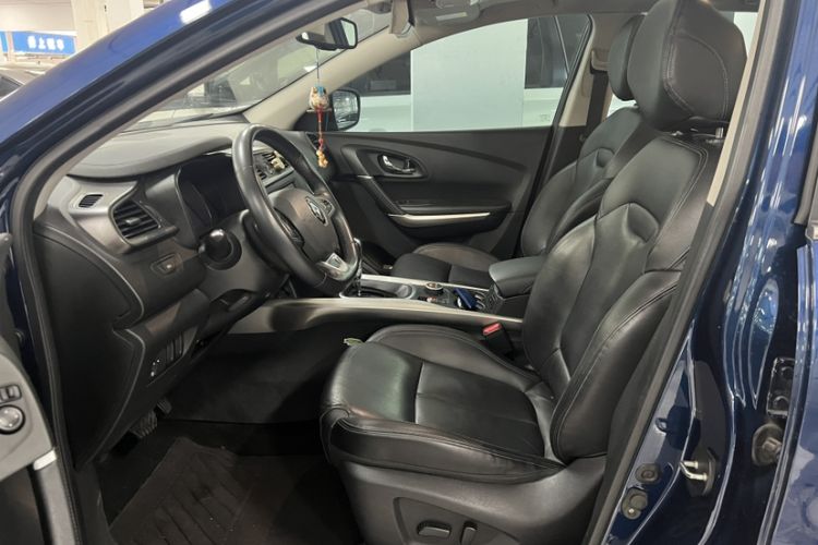 Used Renault Kadjar 2016 2.0L Two-Wheel Drive Prestige Edition Interior 2