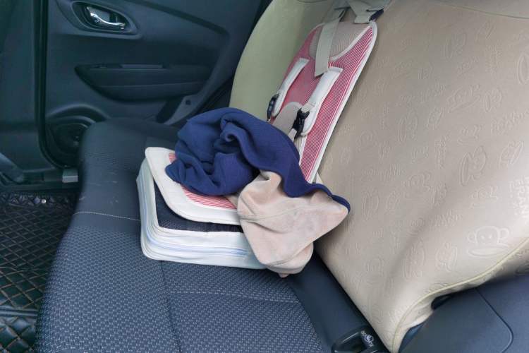 Used Renault Kadjar 2016 2.0L Two-Wheel Drive Leading Edition Interior 4