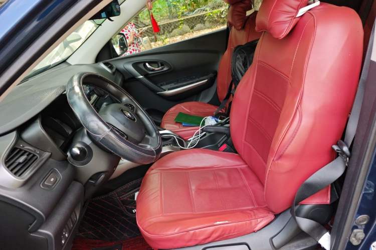 Used Renault Kadjar 2016 2.0L Two-Wheel Drive Comfort Edition Left Front Seat