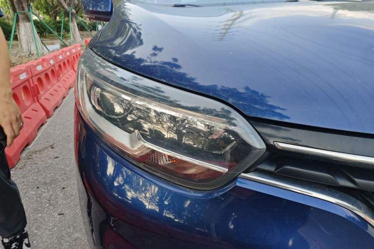 Used Renault Kadjar 2016 2.0L Two-Wheel Drive Leading Edition Right Front Headlight