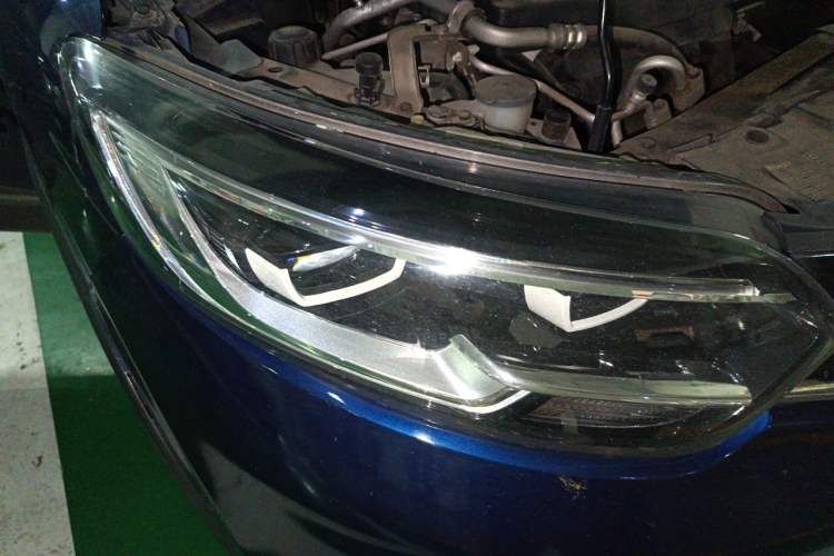 Used Renault Kadjar 2016 2.0L Four-Wheel Drive Ultimate Edition Right Front Headlight