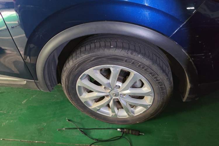 Used Renault Kadjar 2016 2.0L Two-Wheel-Drive Luxury Edition Right Front Wheel Hub