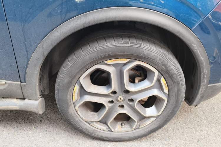 Used Renault Kadjar 2016 2.0L Two-Wheel Drive Prestige Edition Right Front Wheel Hub