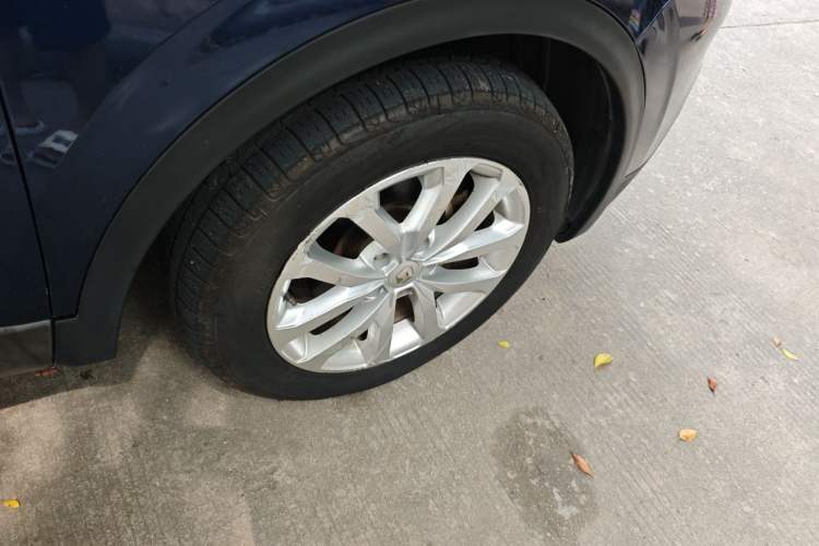 Used Renault Kadjar 2016 2.0L Two-Wheel Drive Comfort Edition Right Front Wheel Hub