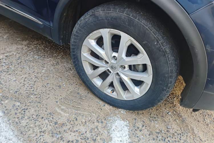 Used Renault Kadjar 2016 2.0L Two-Wheel Drive Leading Edition Right Front Wheel Hub