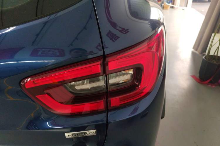 Used Renault Kadjar 2016 2.0L Two-Wheel-Drive Luxury Edition Right Rear Taillight