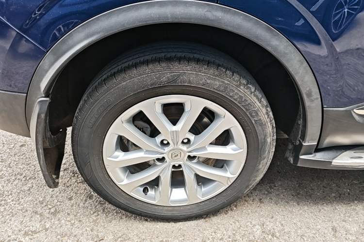 Used Renault Kadjar 2016 2.0L Two-Wheel-Drive Luxury Edition Right Rear Wheel Hub