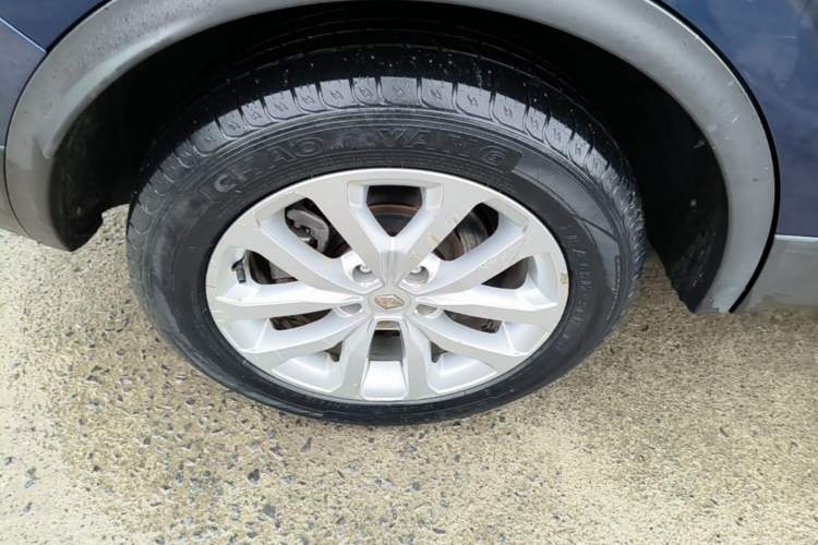 Used Renault Kadjar 2016 2.0L Two-Wheel-Drive Luxury Edition Right Rear Wheel Hub