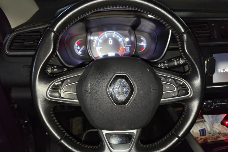 Used Renault Kadjar 2016 2.0L Two-Wheel-Drive Luxury Edition Steering Wheel