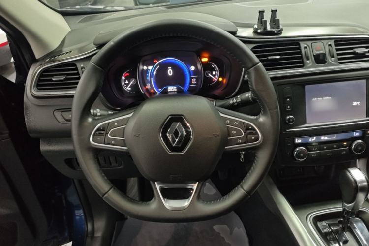 Used Renault Kadjar 2016 2.0L Two-Wheel-Drive Luxury Edition Steering Wheel