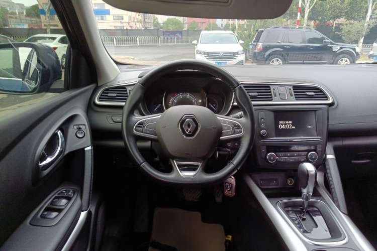 Used Renault Kadjar 2016 2.0L Two-Wheel-Drive Luxury Edition Steering Wheel