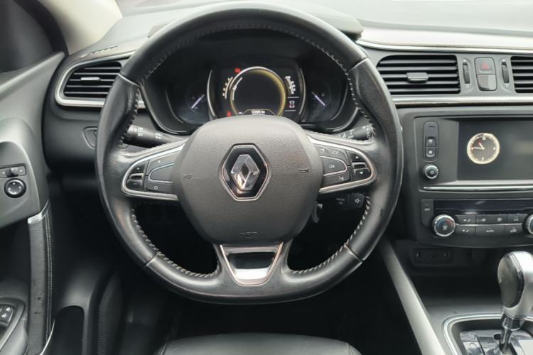 Used Renault Kadjar 2016 2.0L Two-Wheel-Drive Luxury Edition Steering Wheel