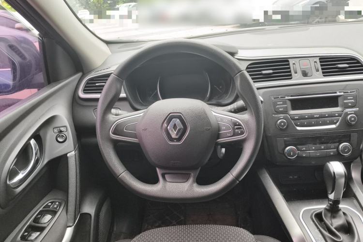 Used Renault Kadjar 2016 2.0L Two-Wheel Drive Comfort Edition Steering Wheel