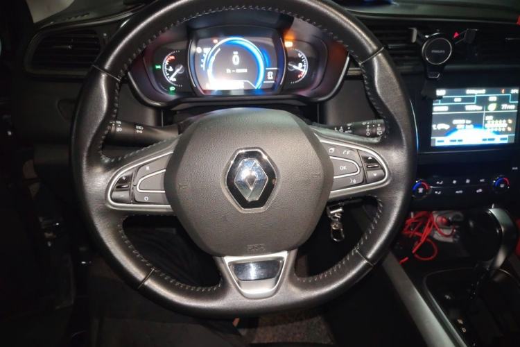 Used Renault Kadjar 2016 2.0L Two-Wheel-Drive Luxury Edition Steering Wheel