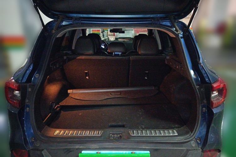 Used Renault Kadjar 2016 2.0L Four-Wheel Drive Ultimate Edition Trunk