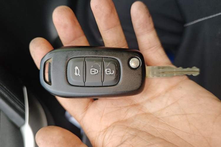 Used Renault Kadjar 2016 2.0L Two-Wheel Drive Leading Edition Vehicle Key