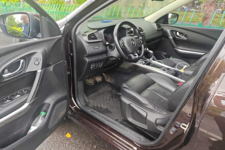 Used Renault Kadjar 2016 2.0L Two-Wheel-Drive Luxury Edition Driver Seat
