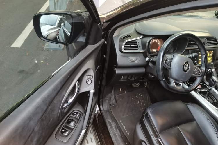 Used Renault Kadjar 2016 2.0L Two-Wheel-Drive Luxury Edition Driver Seat