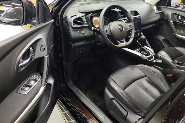 Used Renault Kadjar 2016 2.0L Two-Wheel Drive Leading Edition Driver Seat