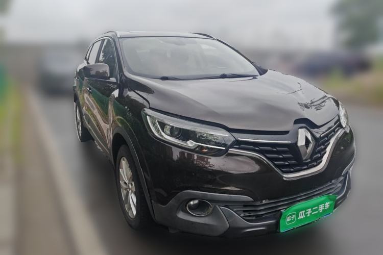 Used Renault Kadjar 2016 2.0L Two-Wheel-Drive Luxury Edition Front Right 45 Deg