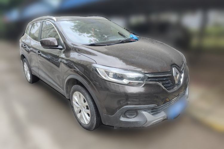 Used Renault Kadjar 2016 2.0L Two-Wheel Drive Comfort Edition Front Right 45 Deg