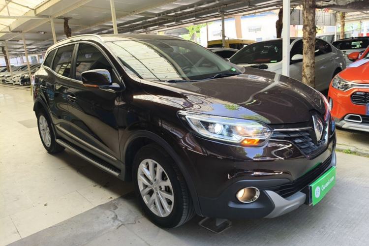 Used Renault Kadjar 2016 2.0L Two-Wheel Drive Leading Edition Front Right 45 Deg