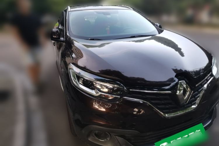 Used Renault Kadjar 2016 2.0L Two-Wheel-Drive Luxury Edition Front Right 45 Deg