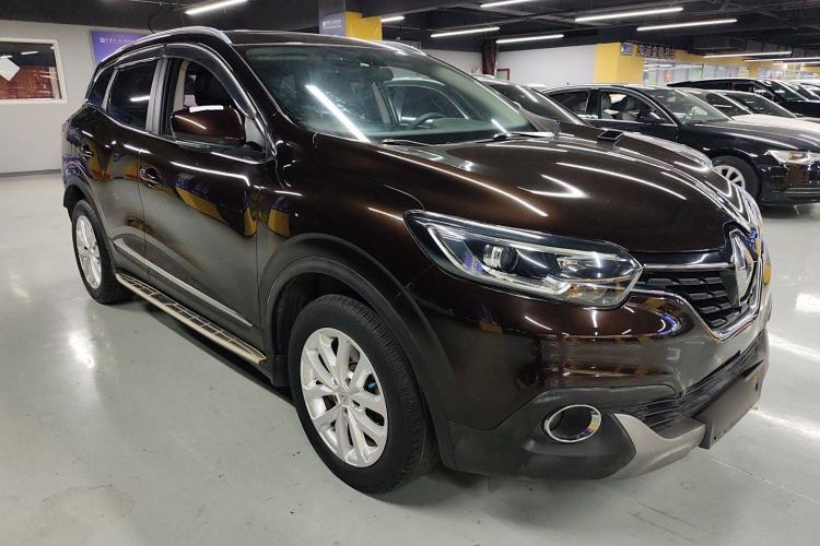 Used Renault Kadjar 2016 2.0L Two-Wheel Drive Leading Edition Front Right 45 Deg