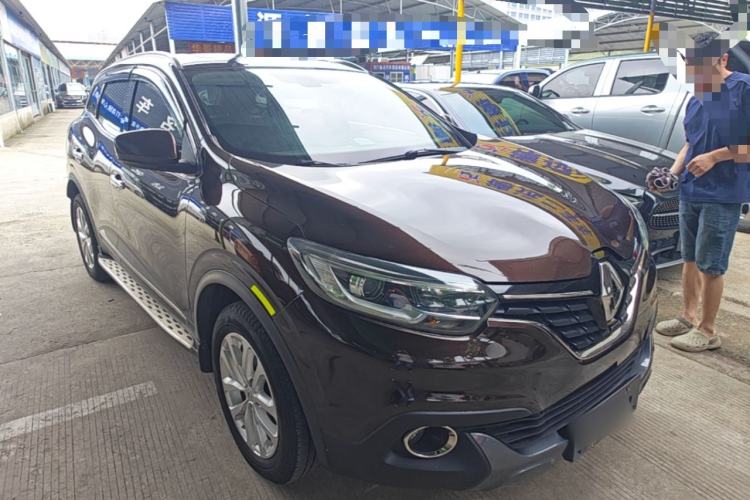 Used Renault Kadjar 2016 2.0L Two-Wheel-Drive Luxury Edition Front Right 45 Deg